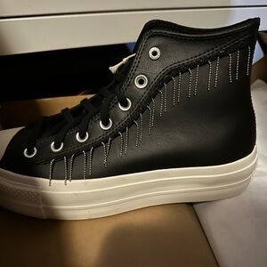 Converse Black and White High-Top Sneakers with Platform Sole leather NWT